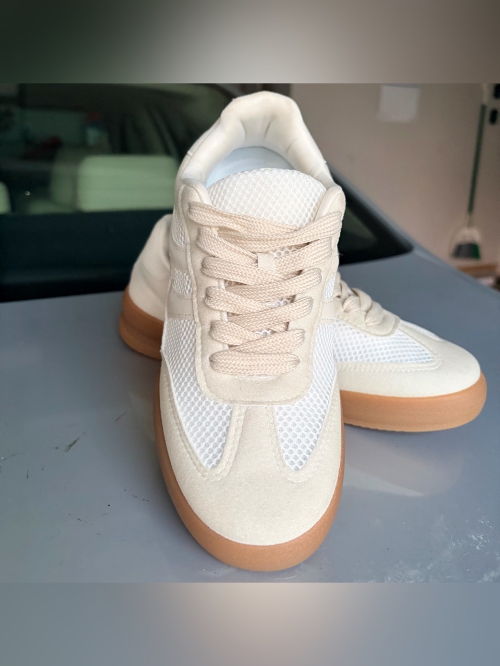 Jellypop Evolution Design Metro Mesh Cream Low-Top Sneakers with Gum Soles
